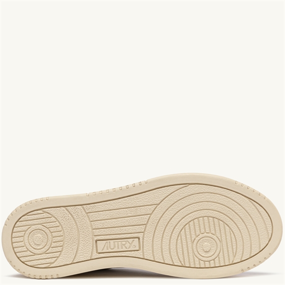 Autry Medalist Low Sneakers, White/Rose